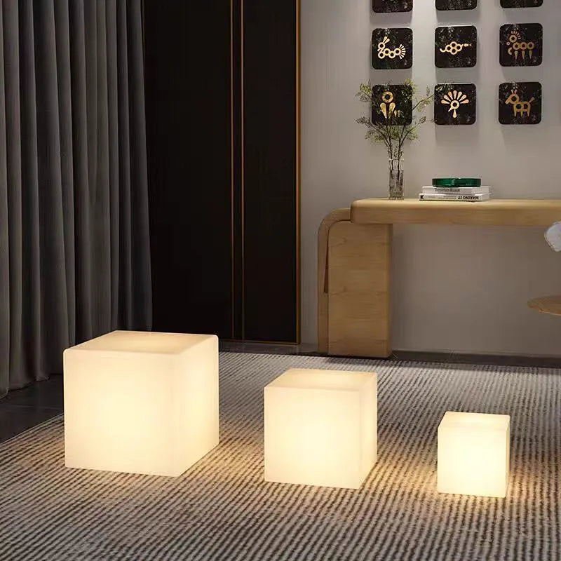 ModernAura Lamp
